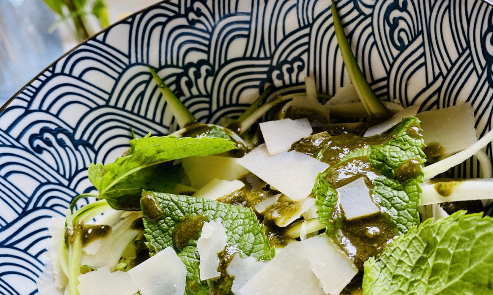 Julienne de courgette à la menthe et au parmesan