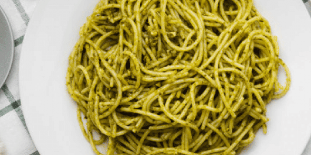 Pesto de fanes de carottes