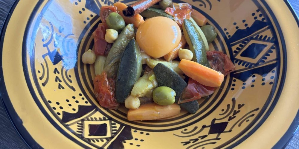 Tajine de légumes, oeuf confit à l’huile d’olive