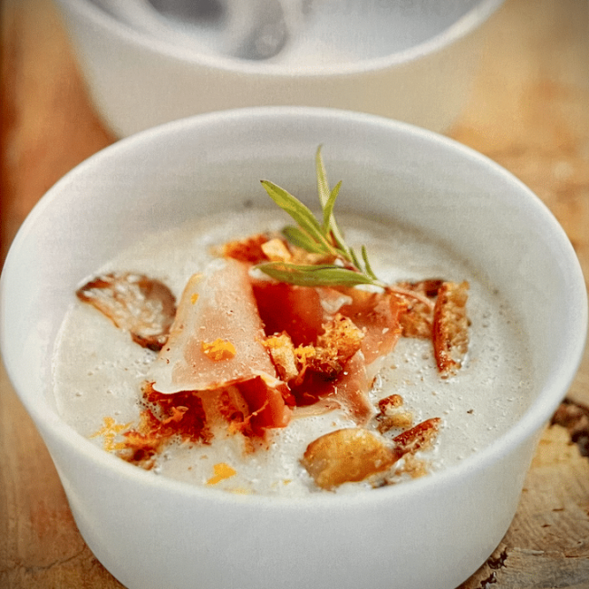 Velouté châtaignes et bacon