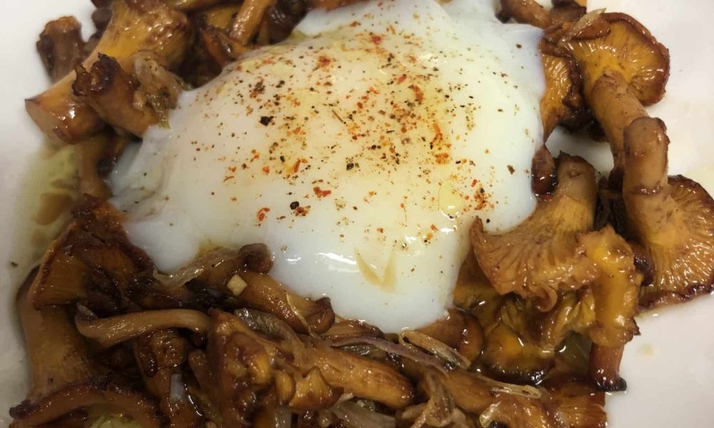 Oeuf parfait aux girolles françaises