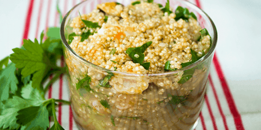 Salade de quinoa gourmand aux fruits secs