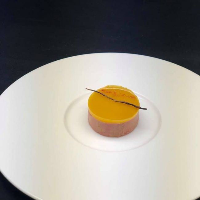 Délice de foie gras, vanille, mangue, fruits de la passion