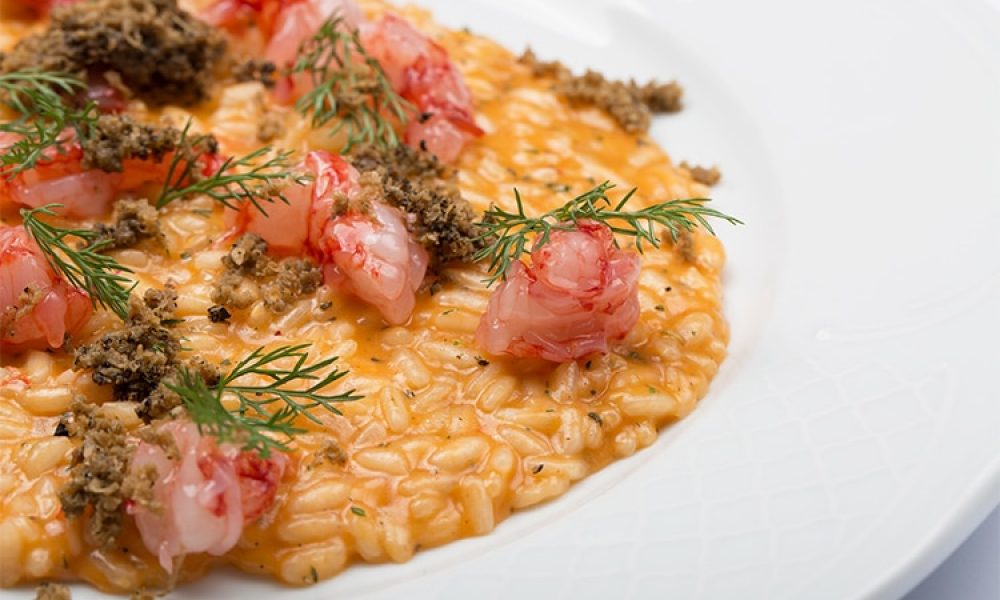 Risotto Carnaroli Campo Dell’Oste « Regina Vittoria » avec crevettes rouges de Sicile Franciacorta et thym