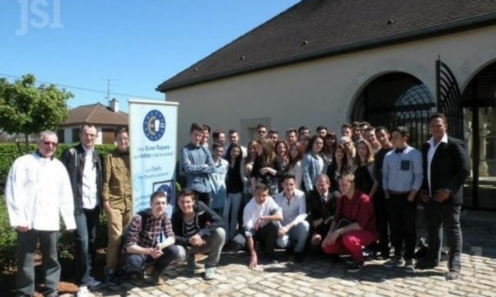 les lyceens du lycee dumaine avec olivier pons