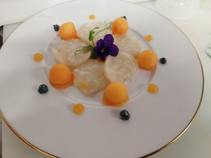 carpaccio de St Jacques et melon