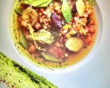 Minestrone de légumes infusé au thé vert et pistou de coriandre