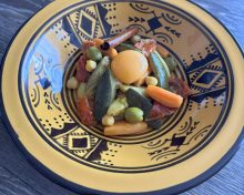 Tajine de légumes, oeuf confit à l’huile d’olive